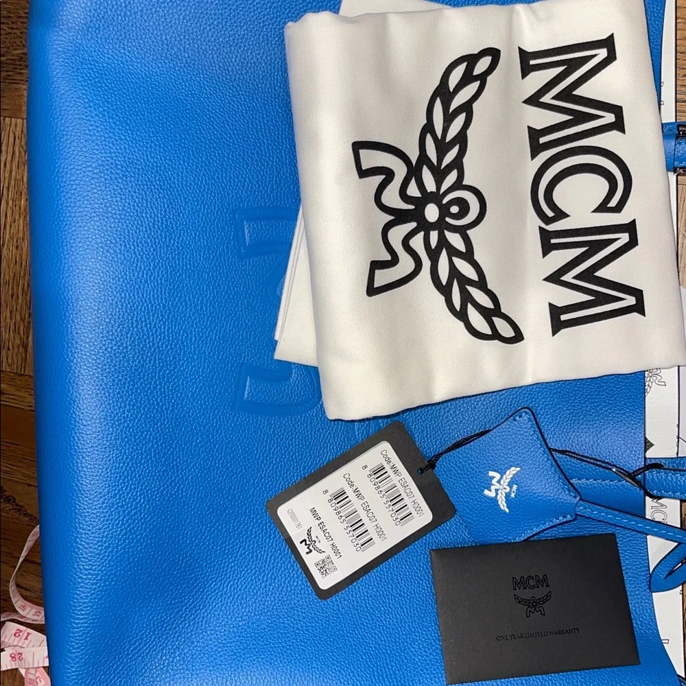 MCM Tote Himmel Shopper Embossed Logo Leather New Munich Blue NWT full inclusion - Picture 10 of 17